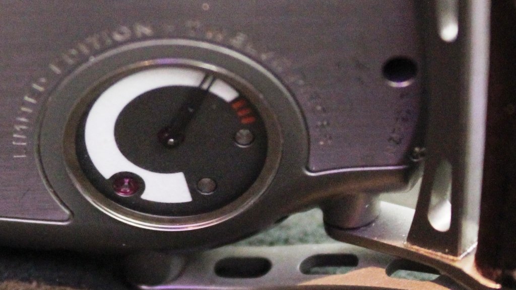 Experiment ZR012 C3H5N3O9 Caseback Close 2
