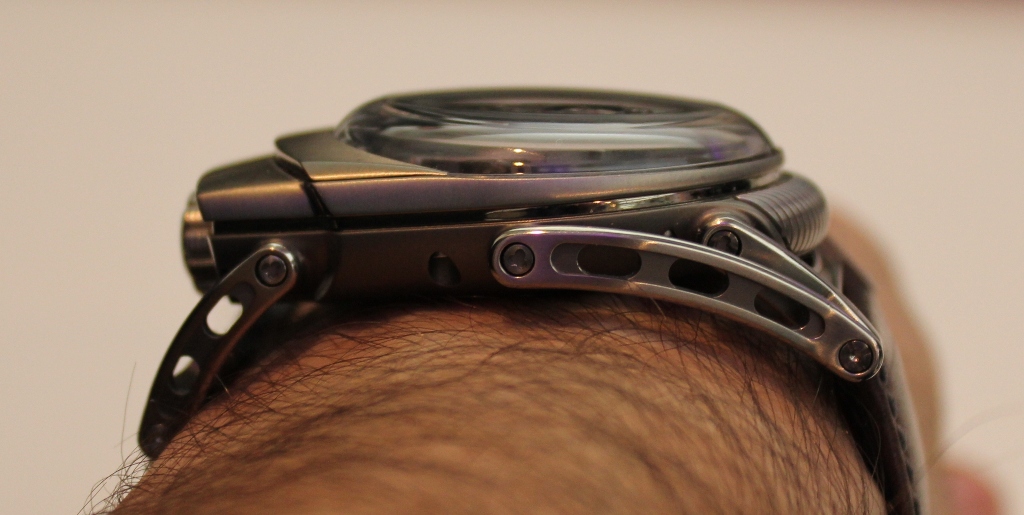 Experiment ZR012 C3H5N3O9 Watch Side