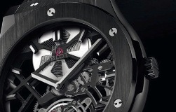 Post image for SIHH 2013 – Hublot Classic Fusion Tourbillon Black Ceramic